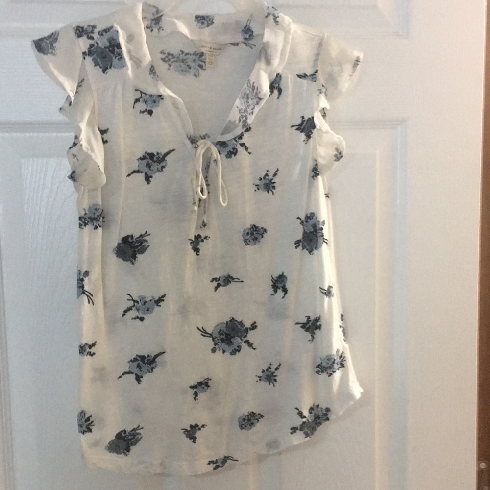 Super cute, Lucky brand woman’s top. Barely used